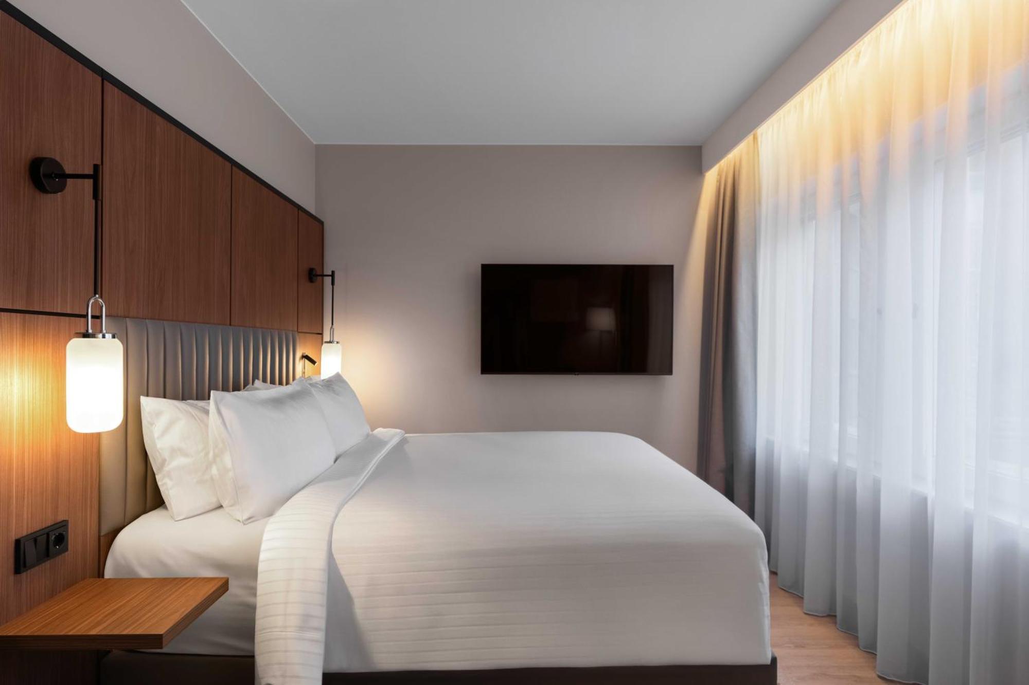 Voco Stockholm - Kista By Ihg Hotel Bagian luar foto